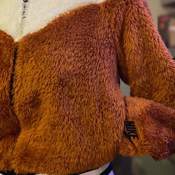 Jacket - Picture 2 of 2